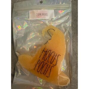 Crème Brûlée – Hocus Pocus Orange Witch Hat Car Freshie